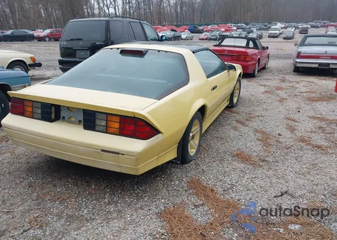 1986 Chevrolet Camaro из США, поврежденный, VIN 1G1FP87H0GL154693